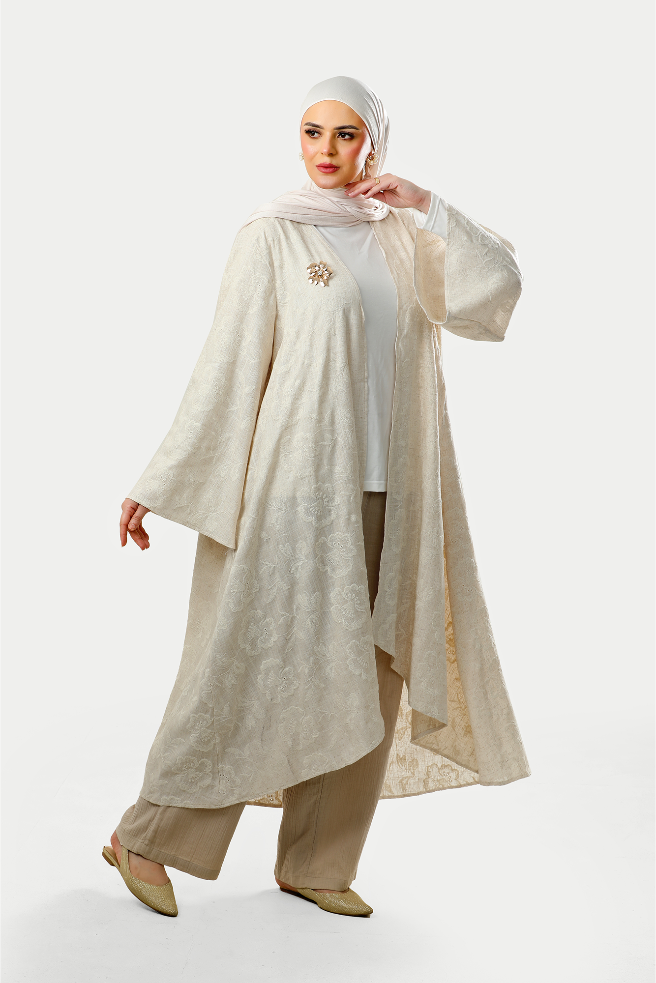 Ivory Bloom Textured Kimono