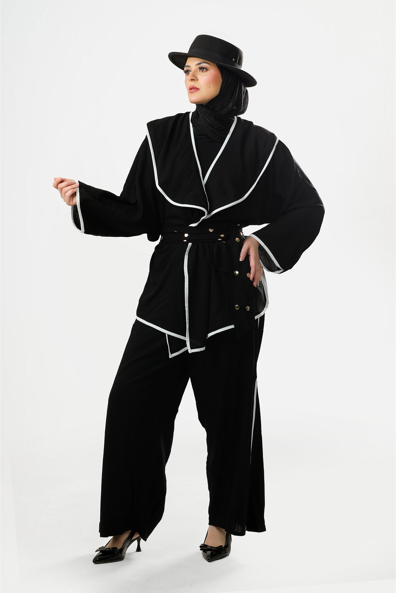 Monochrome Muse Set