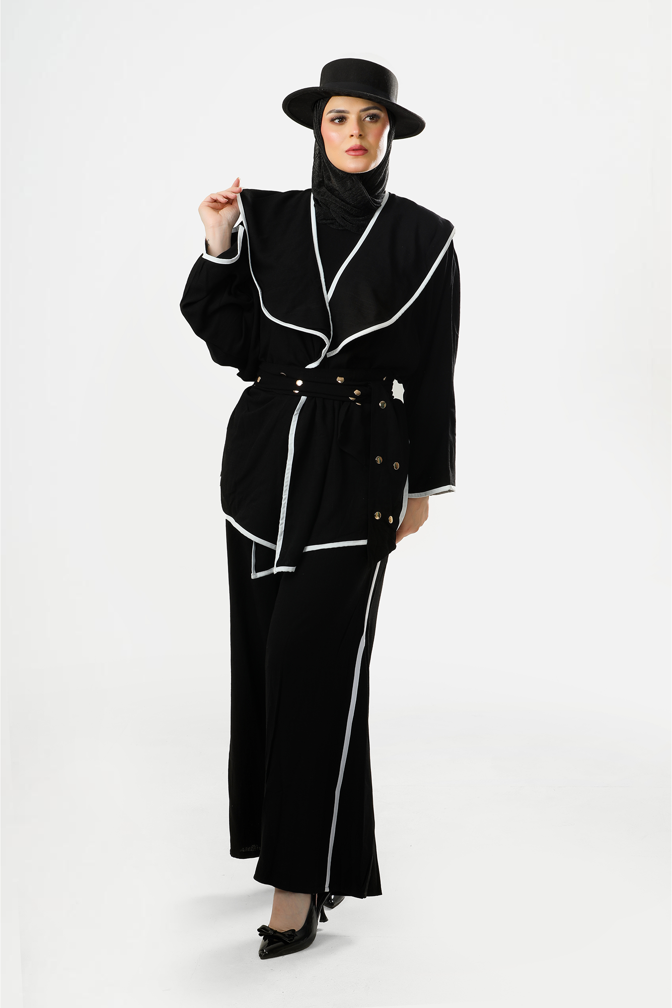 Monochrome Muse Set