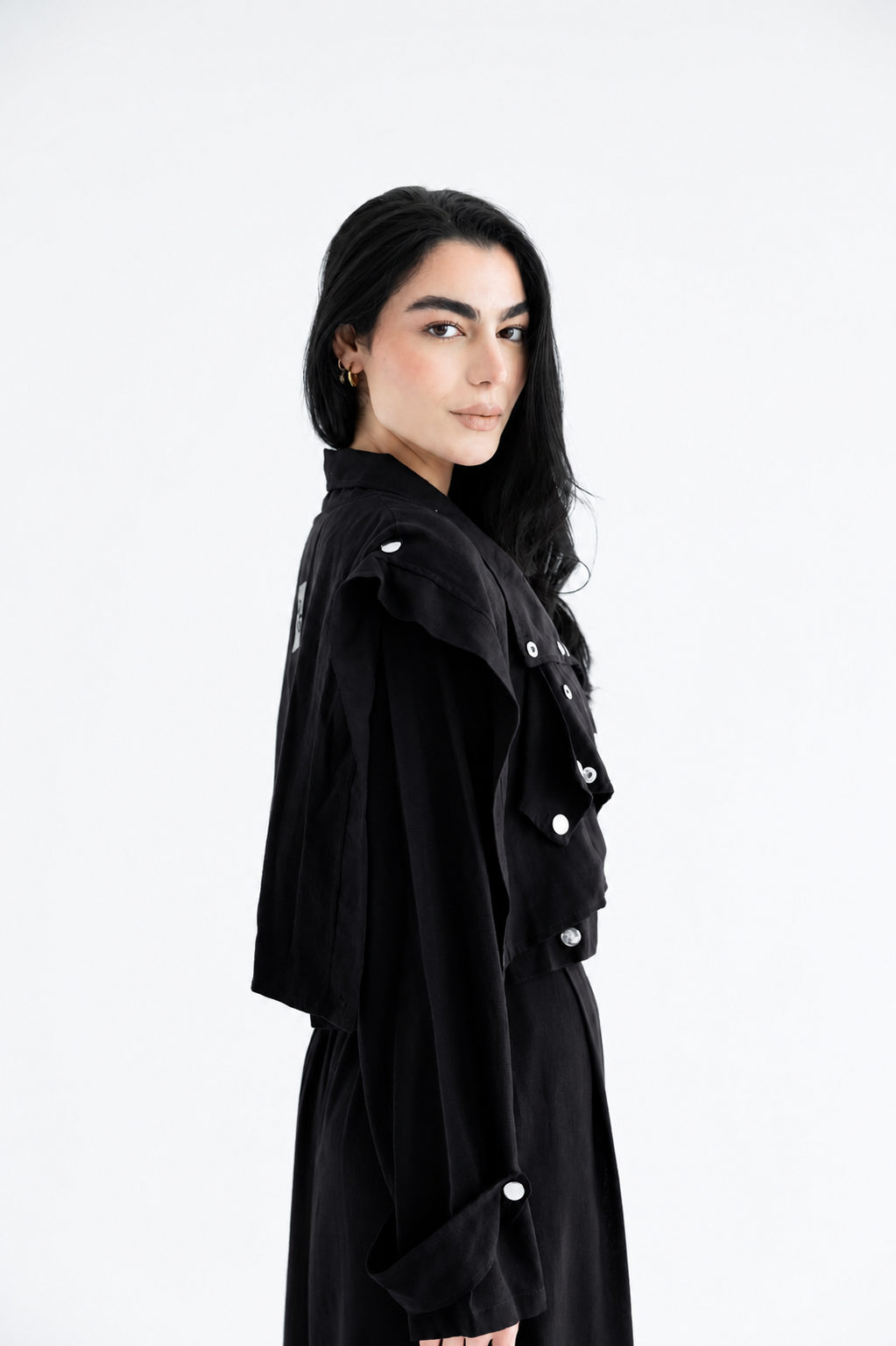 Layered modest set in linen blend – Black