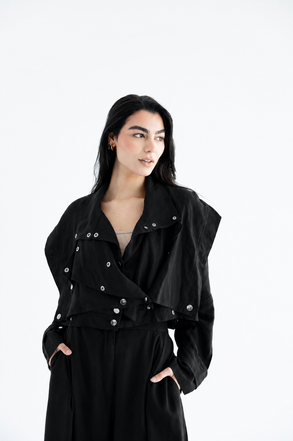 Layered modest set in linen blend – Black
