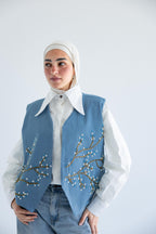 Blossom-beaded vest in chambray cotton - Dusty Blue