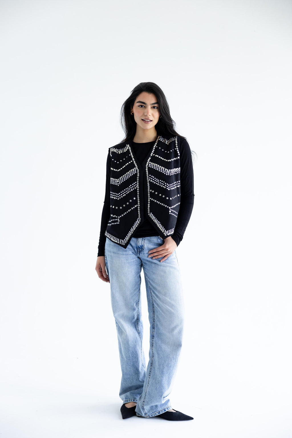 Chevron-studded vest in structured cotton - Black