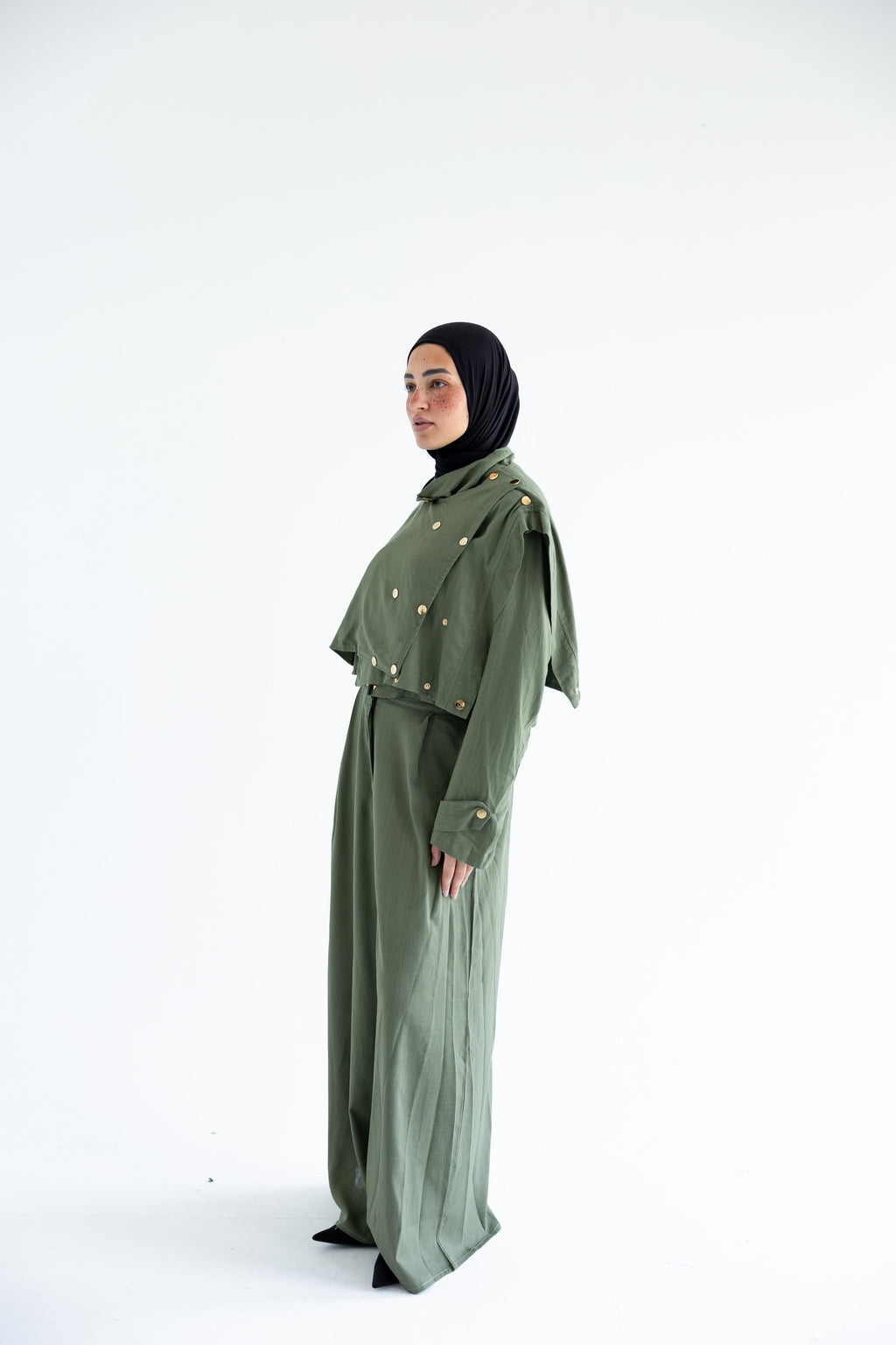 Layered modest set in linen blend – Olive green