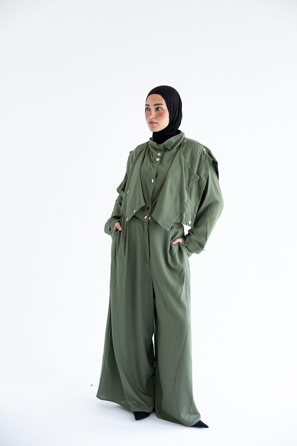 Layered modest set in linen blend – Olive green