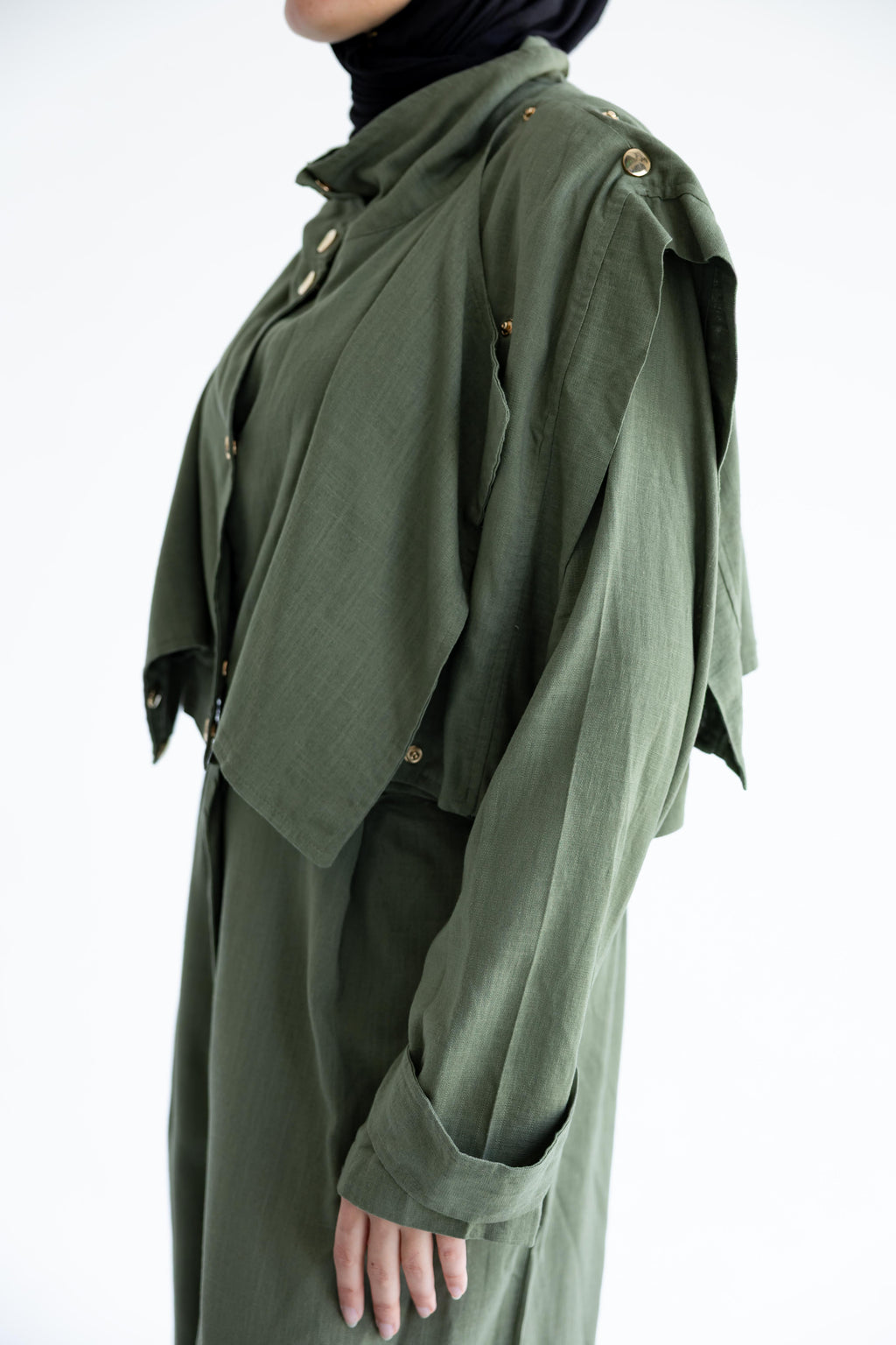 Layered modest set in linen blend – Olive green