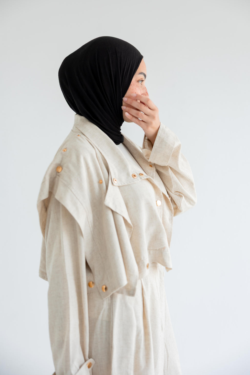 Layered modest set in linen blend – Beige