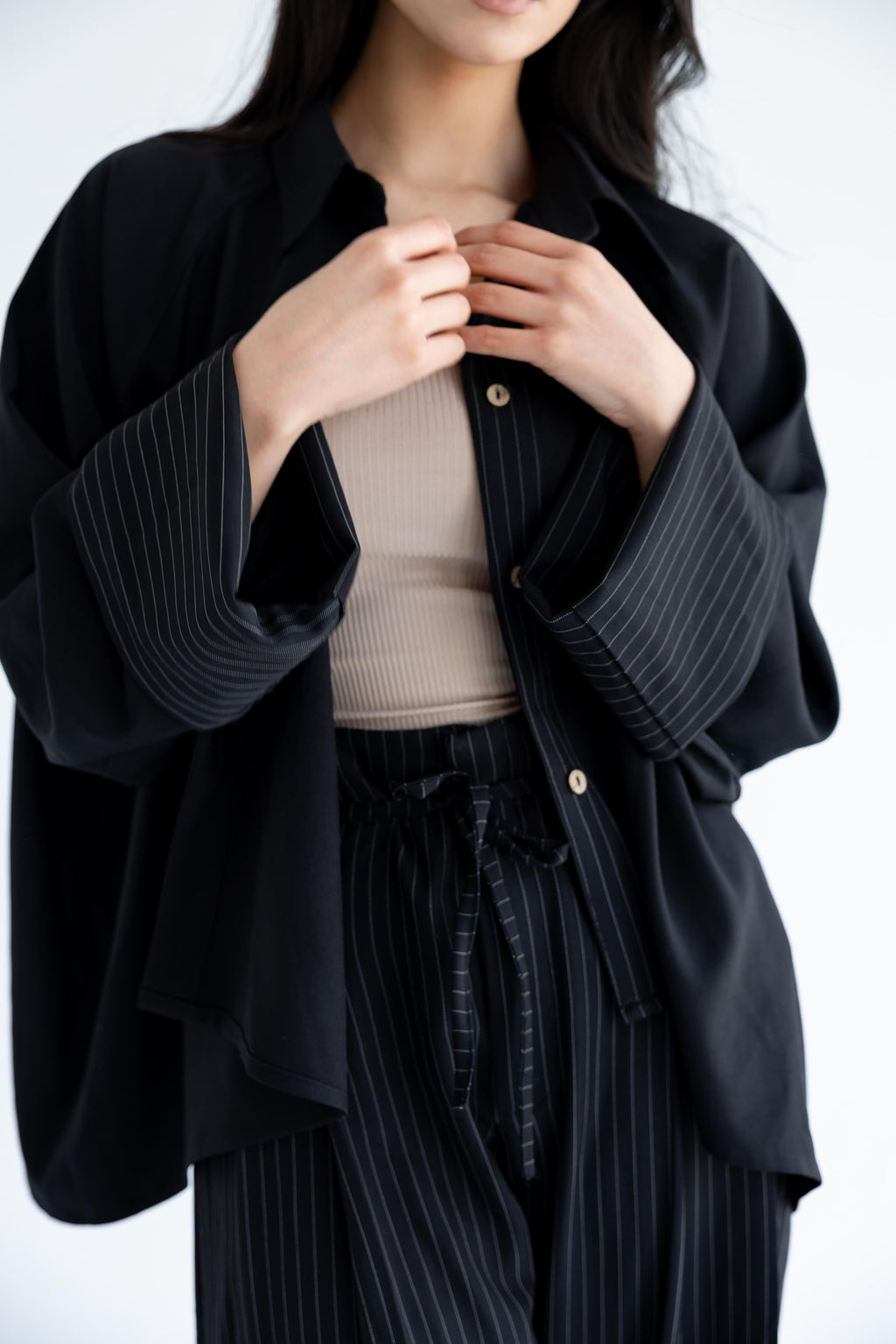 Pinstriped set in anti-wrinkle Linen TR - Black