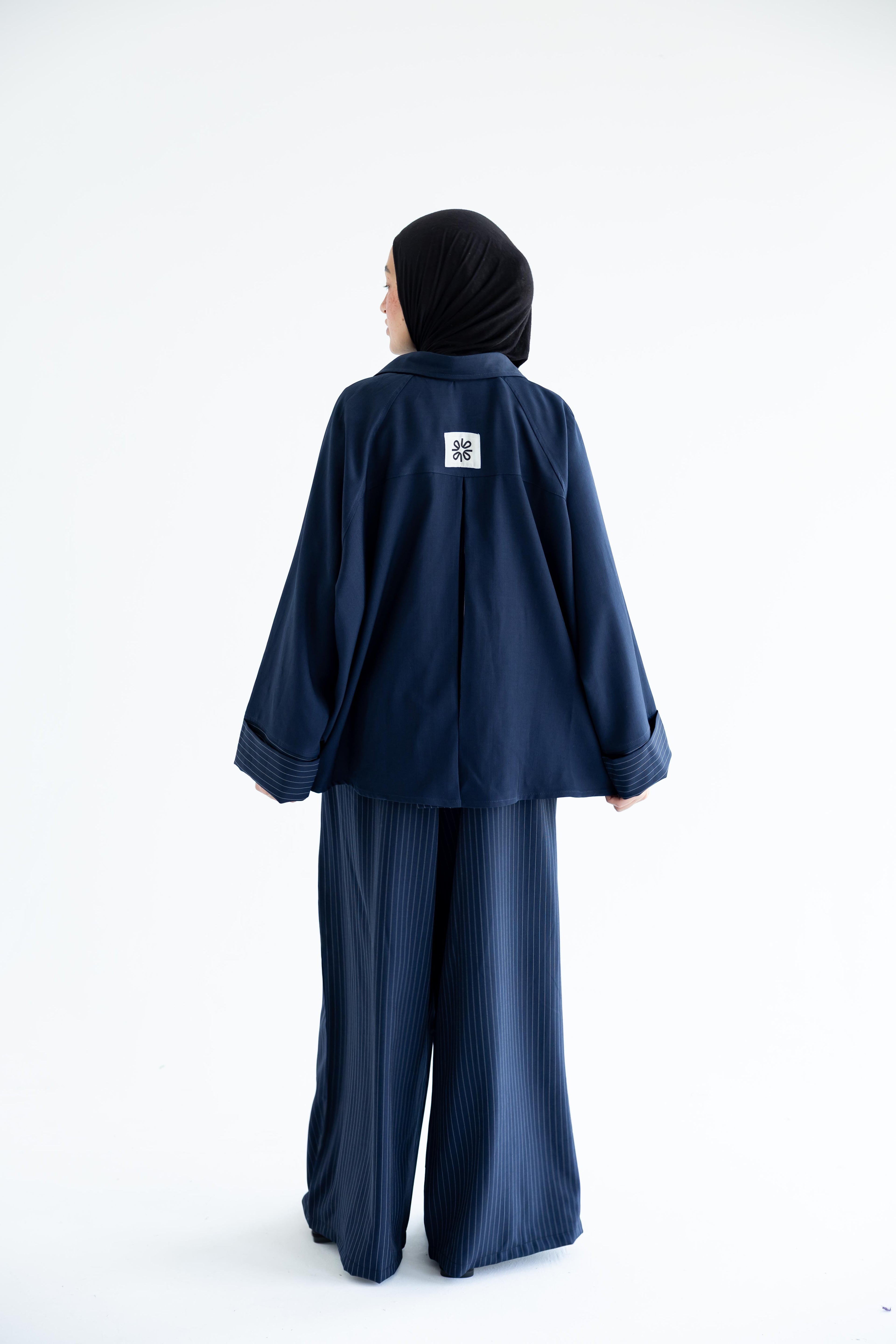 Pinstriped set in anti-wrinkle Linen TR - Navy