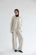 Embroidered floral set in linen - Beige