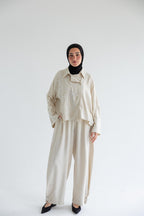 Embroidered floral set in linen - Beige