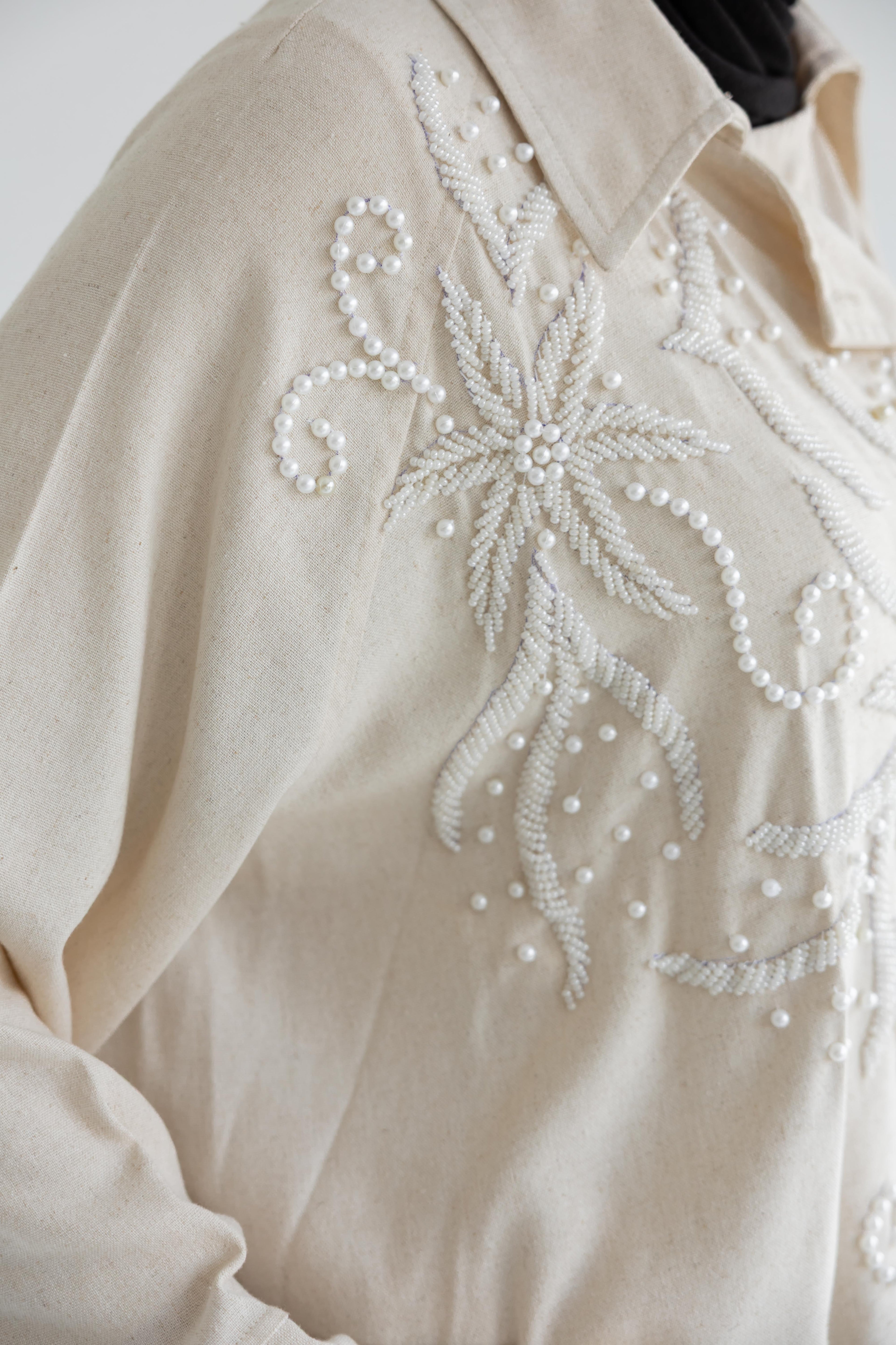Embroidered floral set in linen - Beige