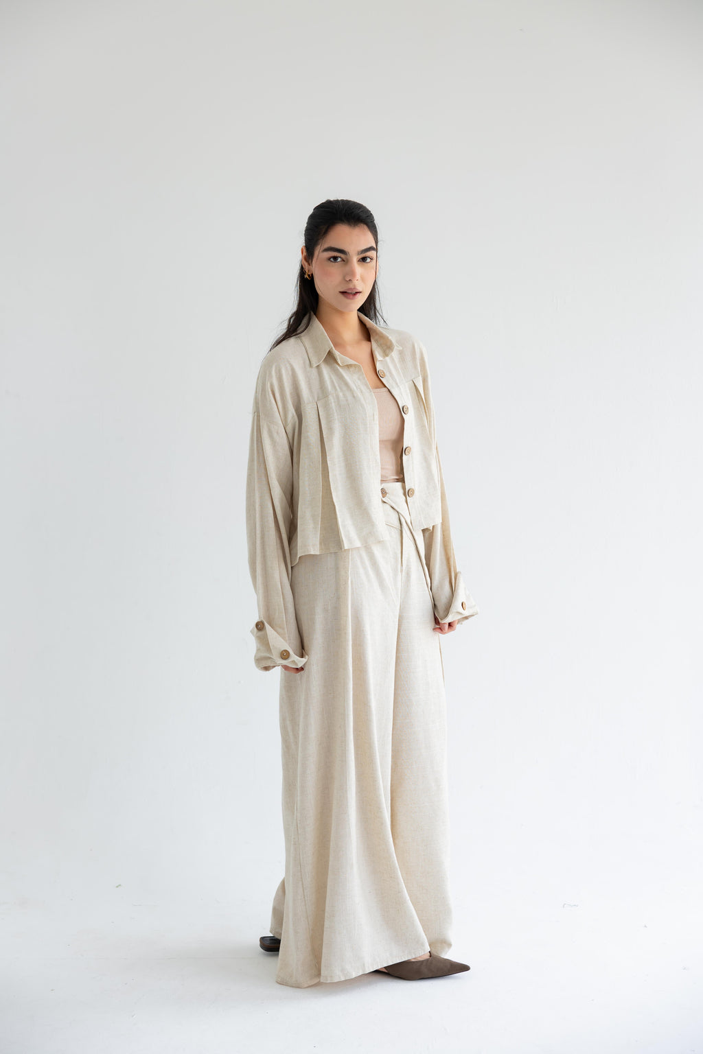 Cropped set in relaxed linen - Beige