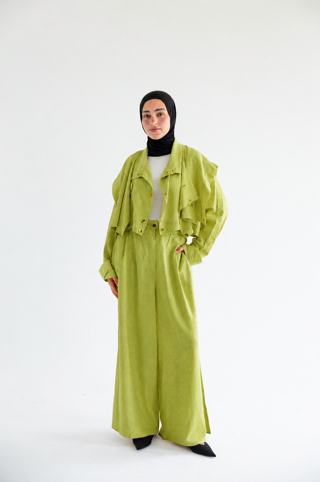 Layered modest set in linen blend – Kiwi